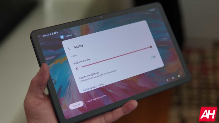 The TCL Tab 10 NXTPAPER 5G is available at Verizon for cheap