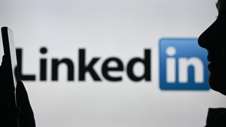 LinkedIn will no longer allow advertisers to target EU users based on data obtained from their participation in LinkedIn Groups, following a complaint to the EU (Paul Sawers/TechCrunch)