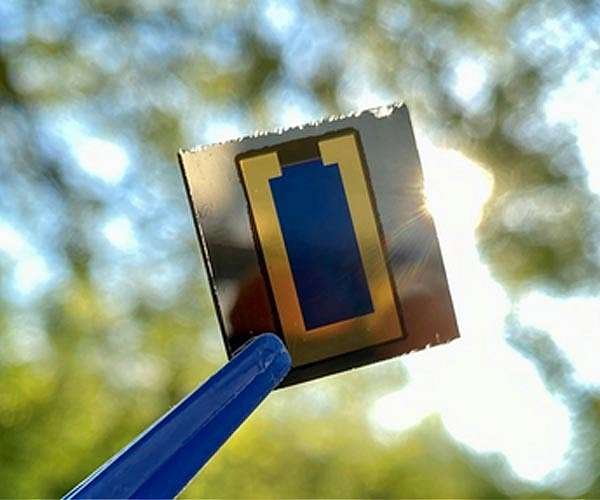 Research team achieves significant solar cell efficiency milestone