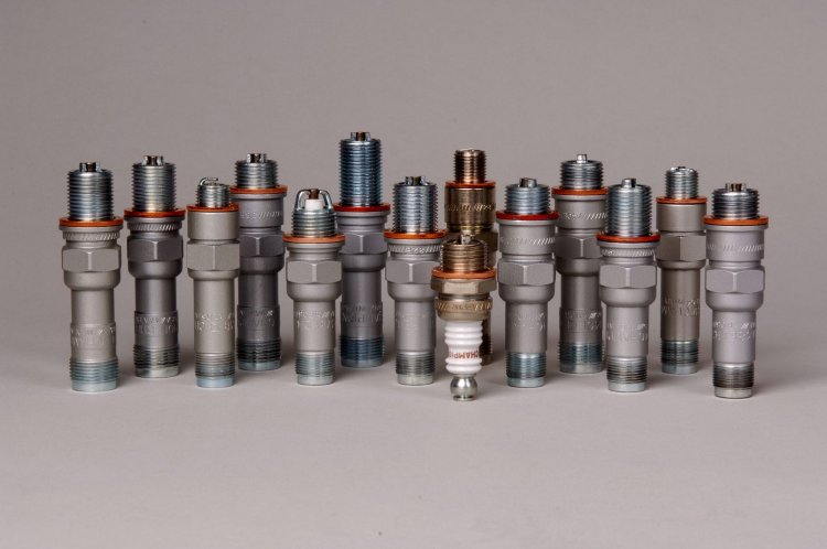 Keeping Current With Aviation Spark Plugs