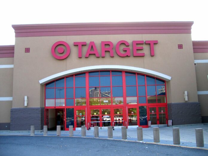 Target's AI Gamble: Empowering Staff or Replacing Them?